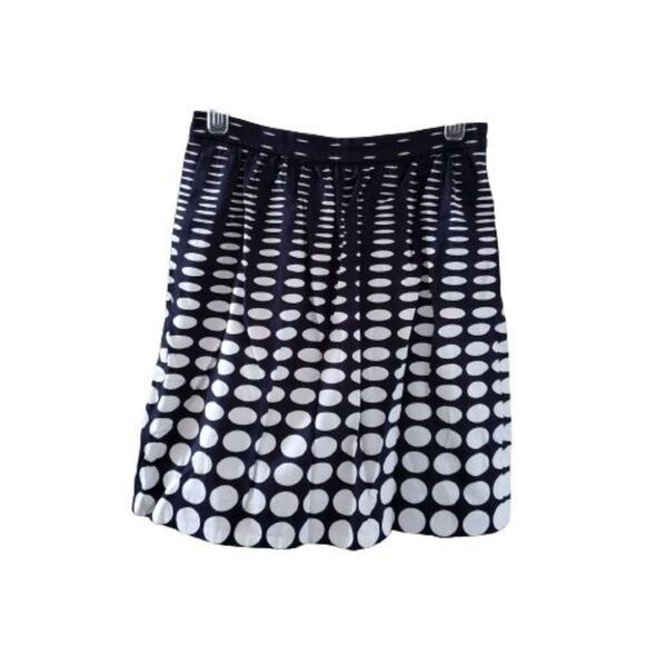 J. Crew Dresses & Skirts - J. Crew blue white dot skirt size 4